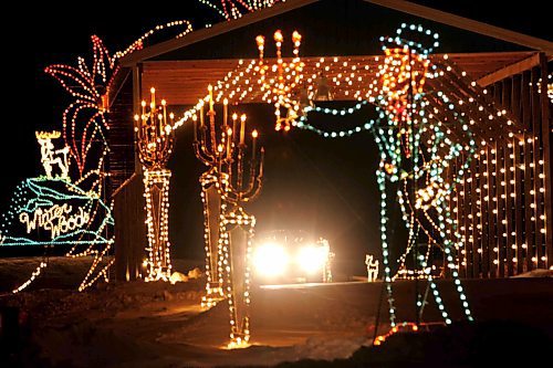 BORIS MINKEVICH / WINNIPEG FREE PRESS  061218 Christmas lights at Assiniboia Downs.