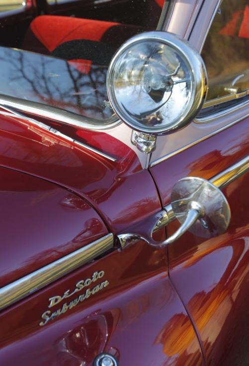 AUTO CLASSIC CARS- Otto So's 1948 DeSoto Suburban. November 1, 2011 (BORIS MINKEVICH / WINNIPEG FREE PRESS)