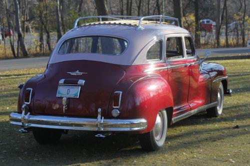 AUTO CLASSIC CARS- Otto So's 1948 DeSoto Suburban. November 1, 2011 (BORIS MINKEVICH / WINNIPEG FREE PRESS)