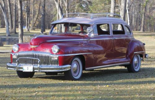 AUTO CLASSIC CARS- Otto So's 1948 DeSoto Suburban. November 1, 2011 (BORIS MINKEVICH / WINNIPEG FREE PRESS)