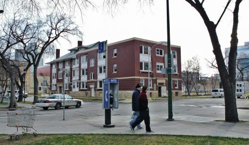 An overnight fire in the Vermont Court building at Carlton Street and Qu'Appelle Ave sent at least one person to hospital. 111112 Mike Deal / Winnipeg Free Press