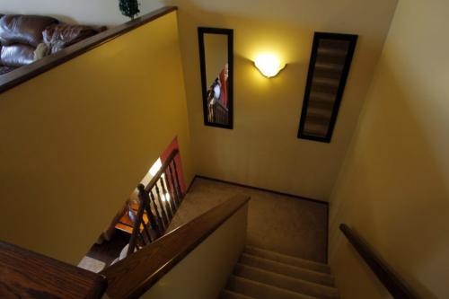 RESALE HOMES - 96 Appletree Crescent.  Bridgewater Forest. November 15, 2011 (BORIS MINKEVICH/ WINNIPEG FREE PRESS)