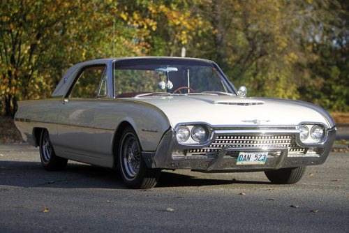 Dan Robinson. 1962 Thunderbird. For Larry D'Argis. October 11th, 2011. (TREVOR HAGAN/WINNIPEG FREE PRESS)