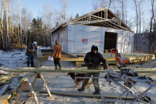 Little Saskatchewan evacuees at the Misty Lake Lodge north of Gimli, MB. Just north of the lodge members of the band are learning to work on construction jobs. Building cottages.  December 8, 2011(BORIS MINKEVICH / WINNIPEG FREE PRESS)