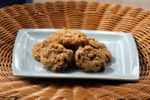 COOKIES - Oatmeal Cranberry Cookies.  December 21, 2011 BORIS MINKEVICH / WINNIPEG FREE PRESS
