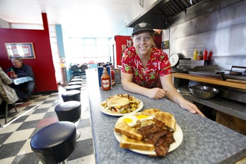 Detour - Karen Ashley, owner of Wannabee's Diner on Broadway  at her sit-down counter with her two hot selling dishes for the last 19 years - bacon and eggs breakfast and hamburger platter. See Dave Sanderson Restaurant Icon's story  Jan 4, 2011  (Ruth Bonneville - Winnipeg Free Press)