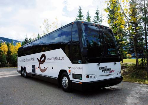 PWT ebus - for Larry Kusch story winnipeg free press