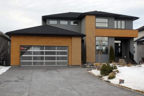 NEW HOMES - 152 Blue Sun Drive. Artisia Homes. January 10, 2012 BORIS MINKEVICH / WINNIPEG FREE PRESS