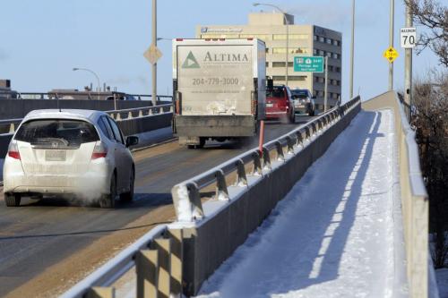 Pics showing the guard rail in relation to the road and the sidewalk on bridges. Kenaston (st.james). On the way to Polo Park northbound. January 19, 2012 BORIS MINKEVICH / WINNIPEG FREE PRESS