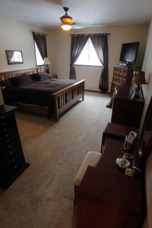 House for resale - 88 Settlers Road. Master bedroom. January 30, 2012 BORIS MINKEVICH / WINNIPEG FREE PRESS