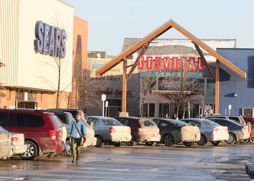 The entrance to St. Vital Mall close to where the car jacking occurred in the parking lot on Friday. 120204 Mike Deal / Winnipeg Free Press