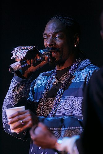 BORIS MINKEVICH / WINNIPEG FREE PRESS  070123 Snoop Dogg at the Winnipeg Convention Centre.