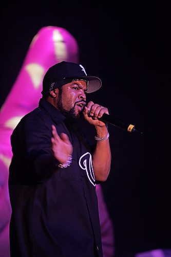 BORIS MINKEVICH / WINNIPEG FREE PRESS 070123 Ice Cube at the Winnipeg Convention Centre.