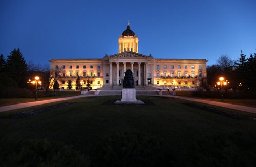The Manitoba Legislative Building at dusk before the lights were turned out for EARTH HOUR  From 8:30 p.m. - 9:30 p.m., the world will click off lights and turn off power, including landmarks such as the Empire State Building and the Eiffel Tower. Winnipeg marks the hour. Provincial and city buildings, including city hall, will go dark during the hour.  March 31 2012 (Ruth Bonneville/Winnipeg Free Press)