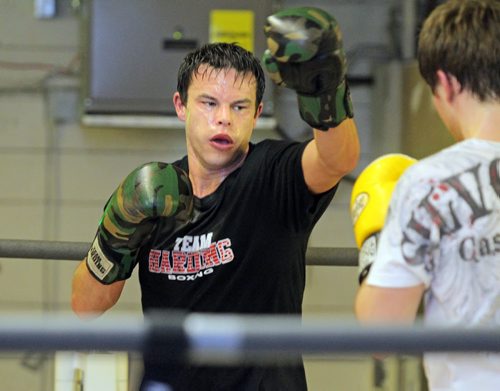 Brandon Sun Noel Harding spars at the Brandon Boxing Club, Wednesday afternoon. FOR ANY FUTURE FEATURE (Colin Corneau/Brandon Sun)