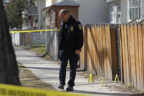 Murder scene in the 600 block of Maryland. April 6, 2012  BORIS MINKEVICH / WINNIPEG FREE PRESS