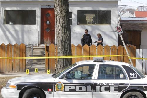 Murder scene in the 600 block of Maryland. April 6, 2012  BORIS MINKEVICH / WINNIPEG FREE PRESS