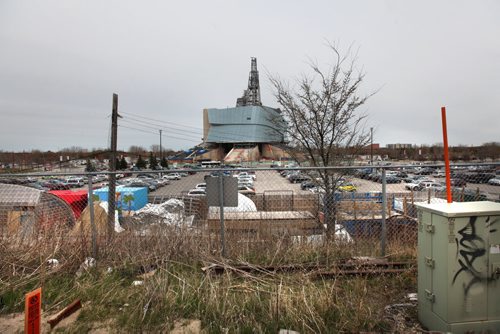 Photo of the Canadian Museum of Human Rights from the Via Rail Station looking East.   Story by Gordon Sinclair April 27,  2012 (Ruth Bonneville/Winnipeg Free Press) CMHR