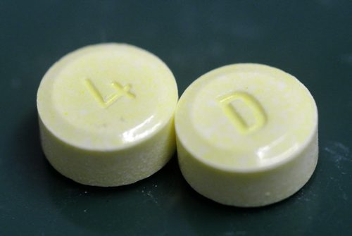 Dilaudid 4mg pills 120507 - Monday, May 07, 2012 -  (MIKE DEAL / WINNIPEG FREE PRESS)