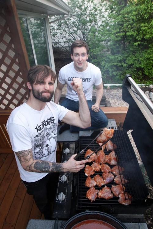 Jesse Matthewson, front, and brother Shane from KEN mode BQ in their backyard For Tab story- May 11, 2012   (JOE BRYKSA / WINNIPEG FREE PRESS