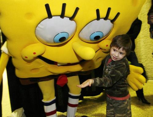 John Woods / Winnipeg Free Press / February 11/07- 070211  - Shelby had her wish granted by the Children's Wish Foundation when she was able to meet Sponge Bob at The Winnipeg Baby and Kids Show at the Convention Centre Sunday Feb 11/07.   Shelby is recovering from cancer