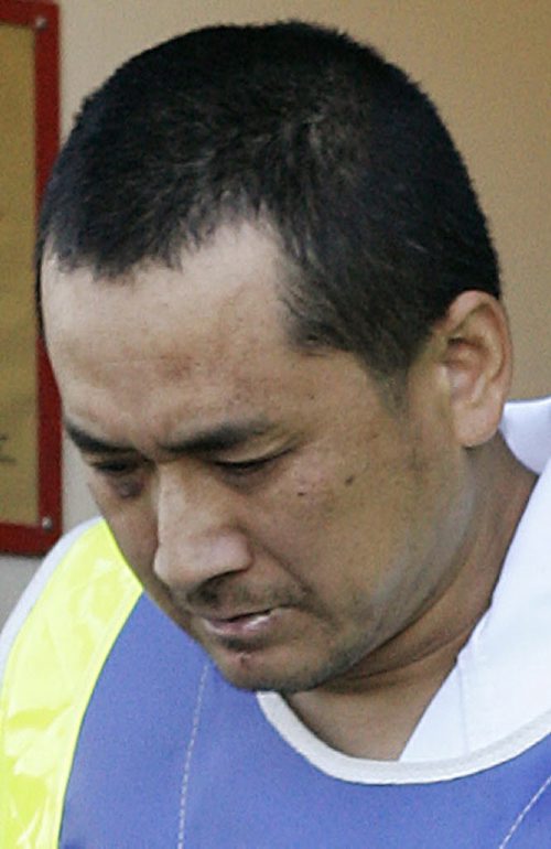 Vince Li, the accused in the Greyhound bus beheading of Tim McLean last Wednesday night, appears in a Portage La Prairie court Tuesday, August 5, 2008 and was ordered by the judge to undergo a psychiatric assessment. Li has pleaded for someone to -- quote -- ¾¶¬Æplease kill me.¾¶àÜ  THE CANADIAN PRESS/John Woods