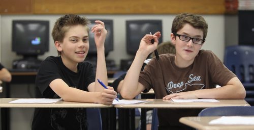 Avery and Noah (right) work together on a class project.  See Doug Speirs story Windsor School 2017 project. May 28  2012 (Ruth Bonneville/Winnipeg Free Press)