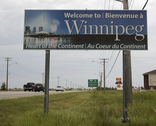 Welcome to Winnipeg Heart of the Continent sign in Headingley, Mb on the Trans Canada Hwy.  (WAYNE GLOWACKI/WINNIPEG FREE PRESS) Winnipeg Free Press  Aug. 3  2012