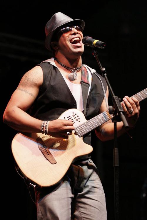August 5, 2012 - 120805  -  A singer performs at the Brazilian Pavilion  Sunday August 5, 2012.    John Woods / Winnipeg Free Press