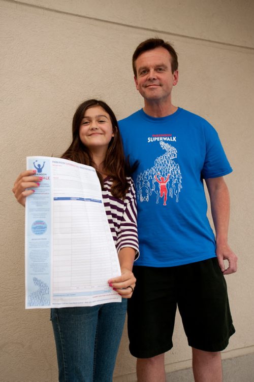 20120815 Winnipeg - Jenna Sigurdson, age 10, has helped raise 5,518 for the Parkinson SuperWalk Manitoba after recently finding out her father Blair Sigurdson was diagnosed with the Parkinson's disease. August 15 2012 WINNIPEG FREE PRESS