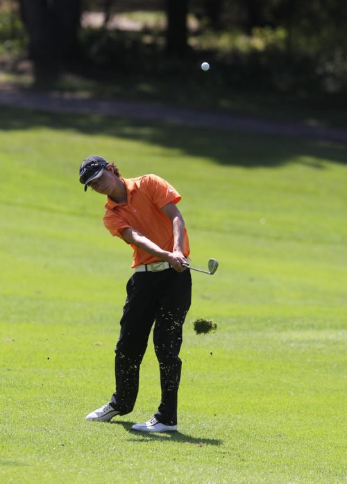 Brandon Sun Austin Dobrescu of Brandon, at the Tamarack golf tournament at the Clear Lake Golf Course on Monday. (Bruce Bumstead/Brandon Sun)