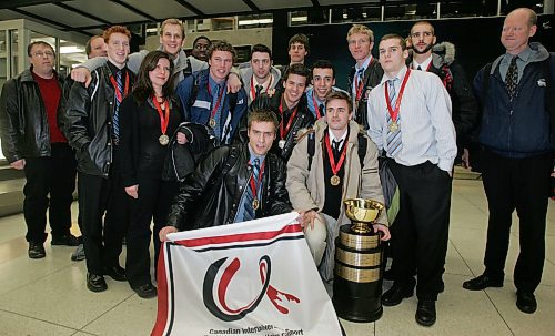 BORIS MINKEVICH / WINNIPEG FREE PRESS  070305 The Winnipeg Wesman volleyball team back in the Peg. Photo taken at the airport.