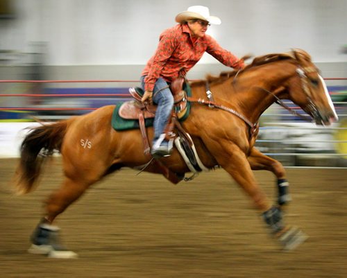 Brandon Sun Merryann Stoney competes in barrel racing during the Northern Lights Futurity and Derby event, Sunday morning at the Keystone Centre. The event brought riders from across Canada to compete. (Colin Corneau/Brandon Sun)