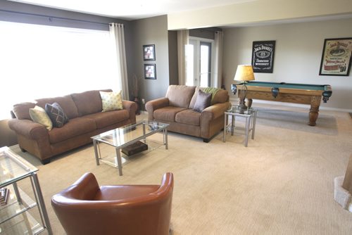 New Home 74 Silver Sage Crescent basement den entertainment area. year2}0905 - Wednesday, September 05, 2012 - (MIKE DEAL / WINNIPEG FREE PRESS)