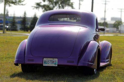 1937 Nash Coupe. Auto Classic Cars. September 10, 2012  BORIS MINKEVICH / WINNIPEG FREE PRESS