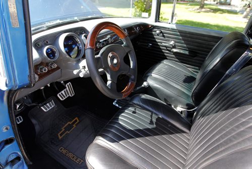 David Moffatt's 1957 Chevy. Auto Classic Cars. September 10, 2012  BORIS MINKEVICH / WINNIPEG FREE PRESS