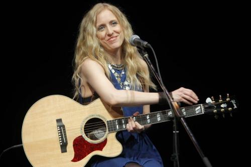 Cat Jahnke performs at the press conference for Culture Days at PTE at Portage Place. September 14, 2012  BORIS MINKEVICH / WINNIPEG FREE PRESS