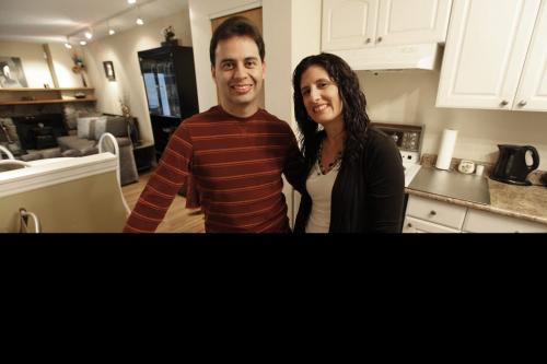September 18, 2012 - 120918  -  Carolins Villota and her husband Carlos Nielsen are photographed in their home Tuesday September 17, 2012. The couple immigrated to Winnipeg from Ecuador through the provincial nominee program.  John Woods / Winnipeg Free Press  Story is for the Latin America FYI - Carol Sanders
