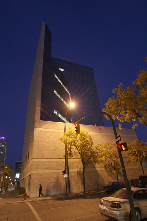 The Winnipeg Remand Centre on Kennedy St in Winnipeg- See story September 28, 2012   (JOE BRYKSA / WINNIPEG FREE PRESS)