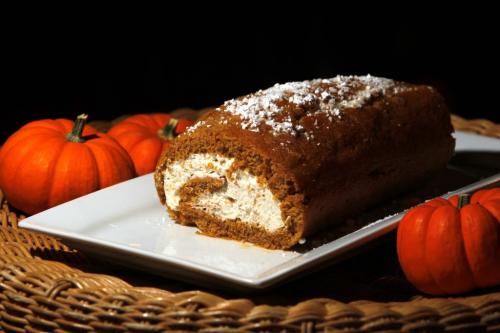 RECIPE SWAP- Pumpkin Jelly Roll-  October 15, 2012  BORIS MINKEVICH / WINNIPEG FREE PRESS