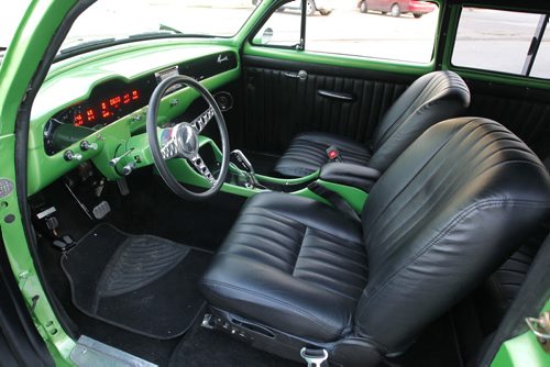 Paul Roy's 1954 Plymouth. October 17, 2012  BORIS MINKEVICH / WINNIPEG FREE PRESS