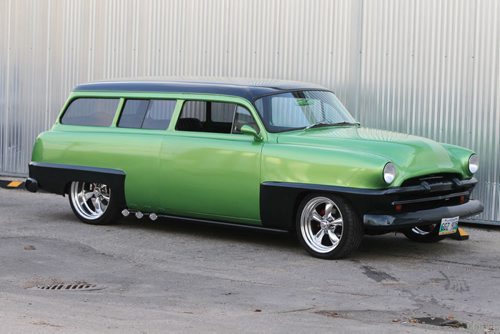 Paul Roy's 1954 Plymouth. October 17, 2012  BORIS MINKEVICH / WINNIPEG FREE PRESS