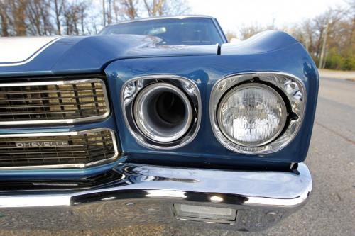 CLASSIC CAR - Jeff Sawler's 1970 Chevelle. October 17, 2012  BORIS MINKEVICH / WINNIPEG FREE PRESS