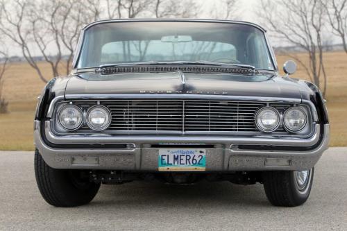 CLASSIC CAR - Don Scharf's 1962 Olds Starfire . October 16, 2012  BORIS MINKEVICH / WINNIPEG FREE PRESS