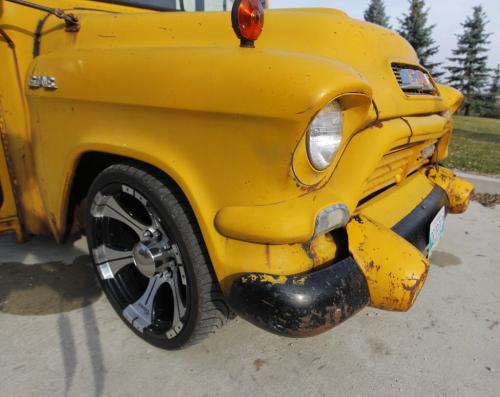 CLASSIC CAR - Randy Klym's 1957 GMC school bus. October 16, 2012  BORIS MINKEVICH / WINNIPEG FREE PRESS