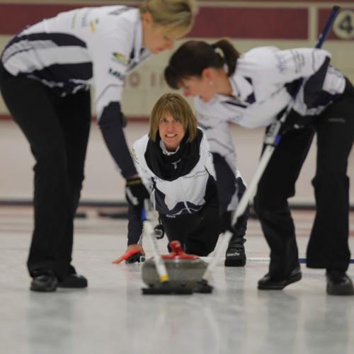 Curling at the Fort Rouge Curling Club. Final. Saskatoon skip Stefanie Lawton. October 22, 2012  BORIS MINKEVICH / WINNIPEG FREE PRESS
