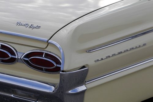 Don Scharf's new 1962 Oldsmobile 98. October 22, 2012  BORIS MINKEVICH / WINNIPEG FREE PRESS