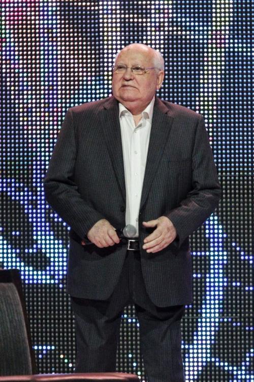 Mikhail Gorbachev performs at We Day at the MTS Centre Tuesday.  121030 October 30, 2012 Mike Deal / Winnipeg Free Press