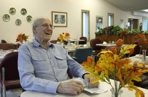 Feature on care homes featuring the Thorvaldson Care Centre on Stradbrook Ave.,  resident Geoffrey Anthony in the dining room.   Larry Kusch story (WAYNE GLOWACKI/WINNIPEG FREE PRESS) Winnipeg Free Press  Oct.31   2012