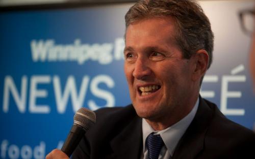 Manitoba Progressive Conservative Leader Brian Pallister at the Winnipeg Free Press News Caf¾© on Wednesday, talking with columnist Dan Lett about the state of the PC party and its future. Melissa Tait / Winnipeg Free Press